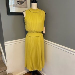 Nanette Lepore Matcha pleated dress, sleeveless, knee Length.